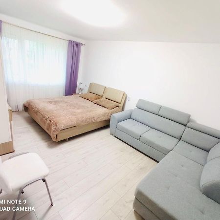 Appartamento Garsoniera Daniela Tîrgu Ocna Esterno foto