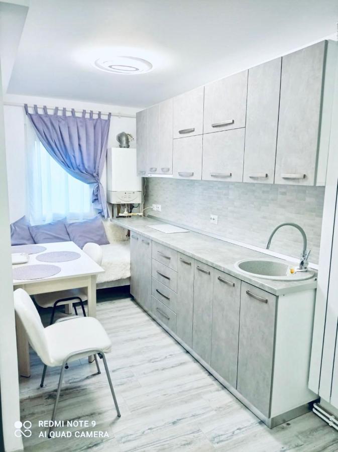 Appartamento Garsoniera Daniela Tîrgu Ocna Esterno foto
