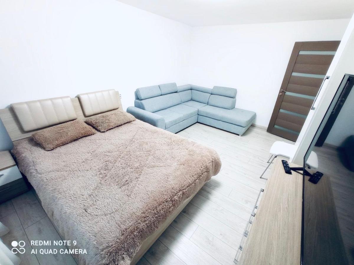Appartamento Garsoniera Daniela Tîrgu Ocna Esterno foto